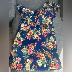 One shoulder floral dress in blue